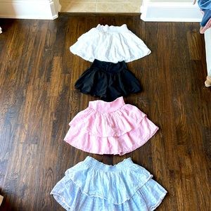 4 skirts size 2 small, 1 medium Hollister, American Eagle